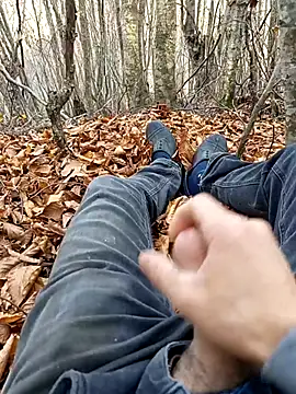 Snapshot of Yaramaz331 chatting on 11, 11, 2025 Yaramaz331 online show from 11, 11, 2025