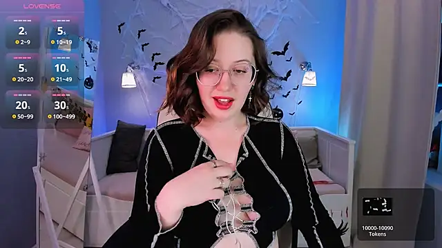 Charmy Gracy online show from 29, 10, 2025