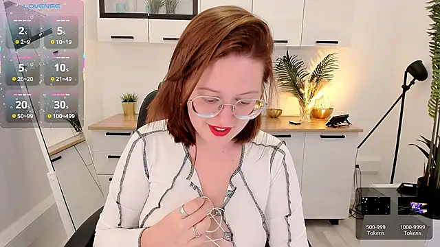 Snapshot of Charmy_Gracy chatting on 15, 5, 2026 Charmy Gracy online show from 15, 5, 2026