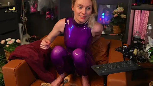 lacie le beauty online show from 10, 2, 2025