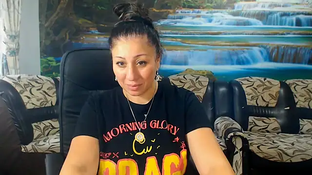 MoistMady online show from 8, 10, 2025