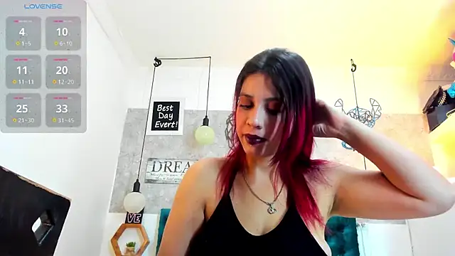 Rebeca xs online show from 27, 2, 2025