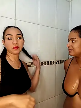 Snapshot of ashley69_brown chatting on 17, 10, 2025 ashley69 brown online show from 17, 10, 2025