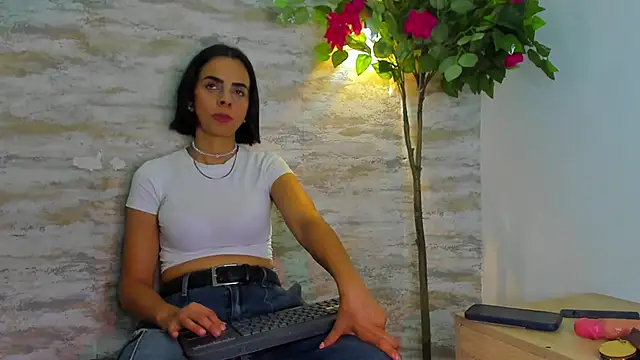 Amelia Myers online show from 11, 10, 2025