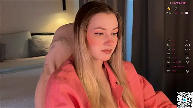 elinanortas online show from 24, 11, 2025