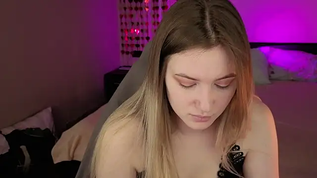 elinanortas online show from 1, 4, 2026