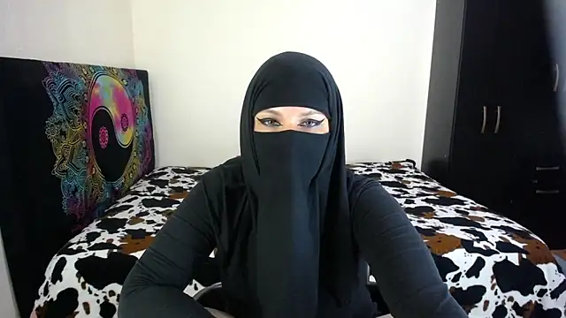 evelyn  salah online show from 15, 3, 2026