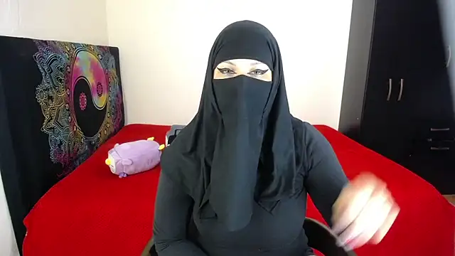 evelyn  salah online show from 16, 3, 2026