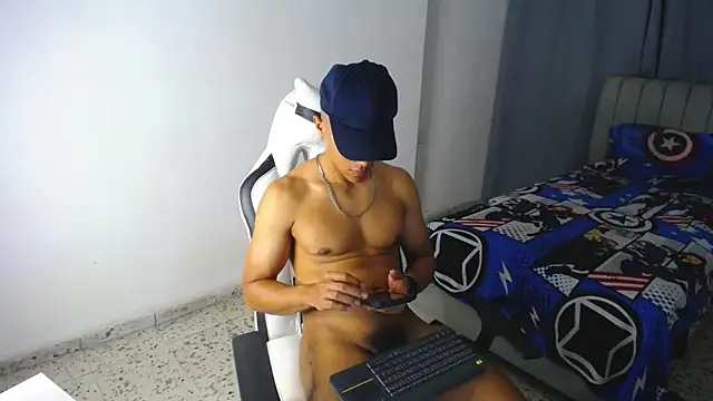 Snapshot of DavidAngell7 chatting on 10, 2, 2025 DavidAngell7 online show from 10, 2, 2025