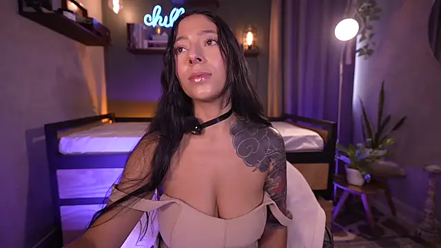 camila3   online show from 21, 4, 2026