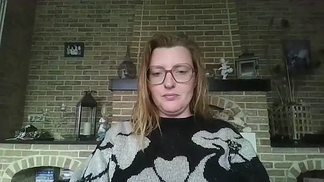 Snapshot of LiquidLeonie chatting on 10, 5, 2026 LiquidLeonie online show from 10, 5, 2026