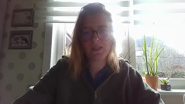 Snapshot of LiquidLeonie chatting on 20, 3, 2026 LiquidLeonie online show from 20, 3, 2026