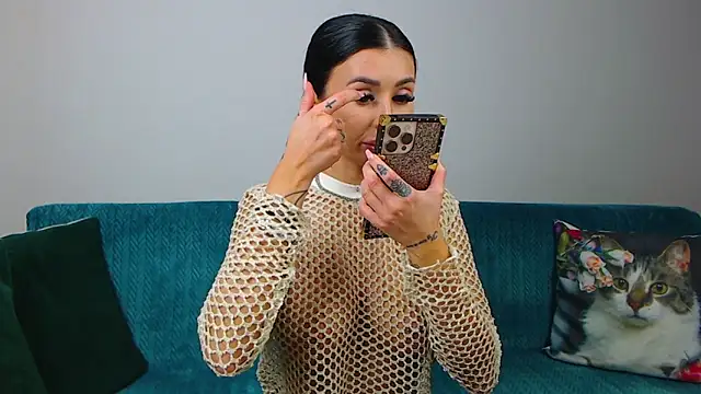 SaraDaisy online show from 27, 11, 2025