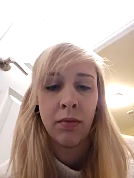 AmethystFoxx online show from 21, 12, 2025