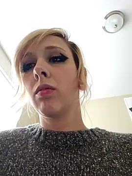 AmethystFoxx online show from 6, 5, 2026