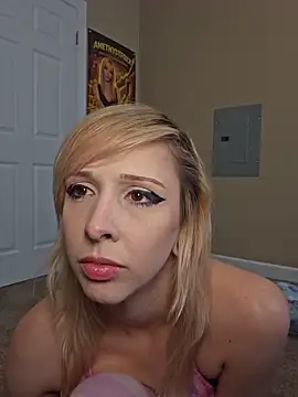 AmethystFoxx online show from 18, 5, 2026
