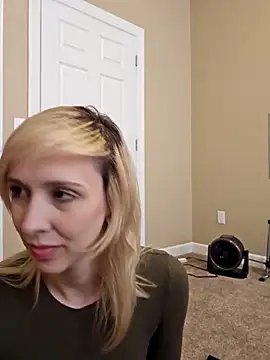 AmethystFoxx online show from 16, 2, 2026