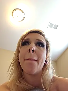 AmethystFoxx online show from 11, 5, 2026