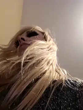 AmethystFoxx online show from 22, 12, 2025