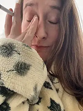 Mini And The Bear online show from 25, 3, 2026