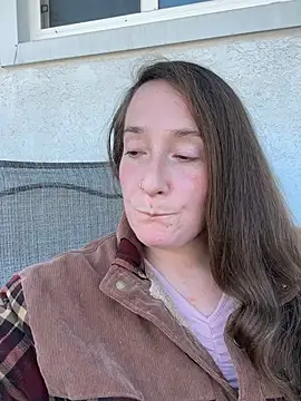 Mini And The Bear online show from 21, 4, 2026