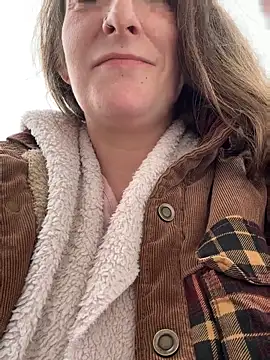 Mini And The Bear online show from 20, 4, 2026