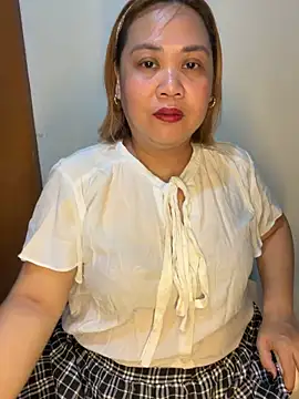 Snapshot of Sweet_asian_kylie chatting on 6, 5, 2026 Sweet asian kylie online show from 6, 5, 2026