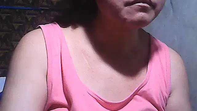 sweetsosie18 online show from 13, 4, 2026