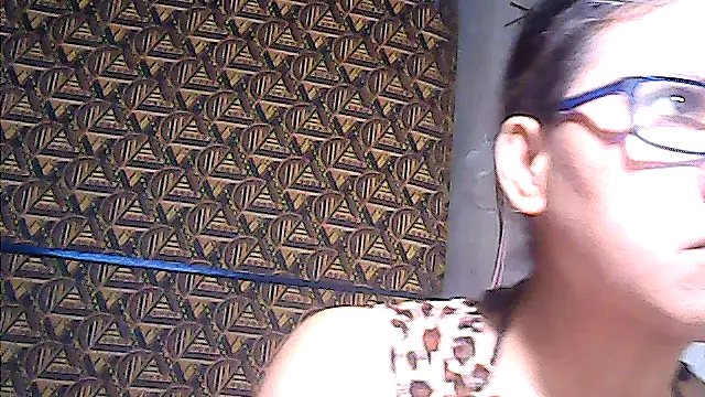 Snapshot of sweetsosie18 chatting on 9, 7, 2026 sweetsosie18 online show from 9, 7, 2026
