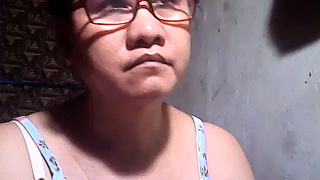 sweetsosie18 online show from 22, 4, 2026