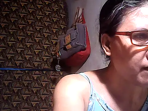 Snapshot of sweetsosie18 chatting on 10, 6, 2026 sweetsosie18 online show from 10, 6, 2026