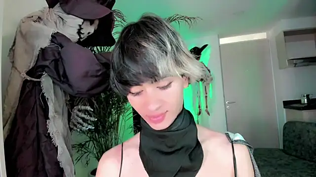 Snapshot of Sweet_Jack1 chatting on 4, 11, 2025 Sweet Jack1 online show from 4, 11, 2025