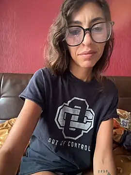 amanilouve online show from 10, 3, 2025
