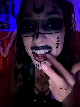 amanilouve online show from 31, 10, 2025