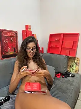amanilouve online show from 11, 3, 2025