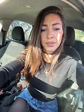 amanilouve online show from 1, 2, 2026