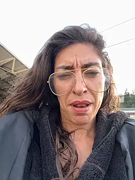 amanilouve online show from 12, 11, 2025