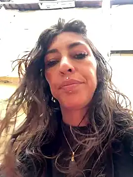 amanilouve online show from 10, 6, 2026