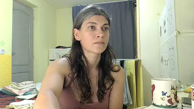 Snapshot of MercyLove chatting on 17, 12, 2025 MercyLove online show from 17, 12, 2025