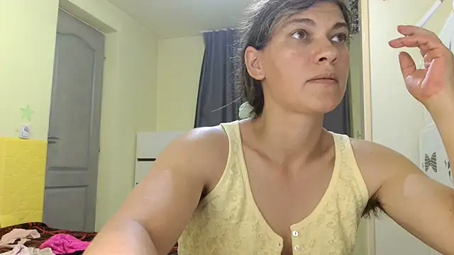 Snapshot of MercyLove chatting on 1, 7, 2026 MercyLove online show from 1, 7, 2026