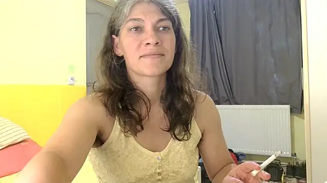 Snapshot of MercyLove chatting on 20, 5, 2026 MercyLove online show from 20, 5, 2026