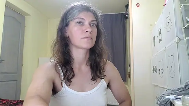 Snapshot of MercyLove chatting on 25, 6, 2026 MercyLove online show from 25, 6, 2026