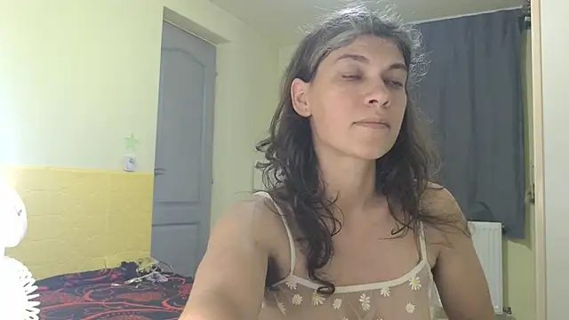 Snapshot of MercyLove chatting on 21, 12, 2025 MercyLove online show from 21, 12, 2025