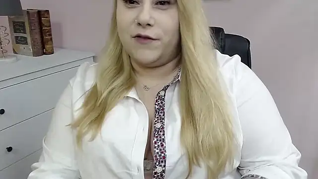 XgloryHAILEY online show from 5, 2, 2025