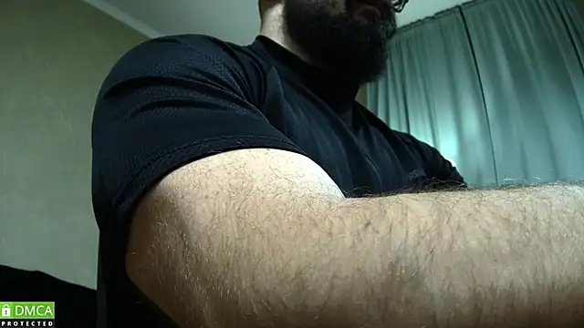 Snapshot of Kurt_Stone1 chatting on 6, 11, 2025 Kurt Stone1 online show from 6, 11, 2025