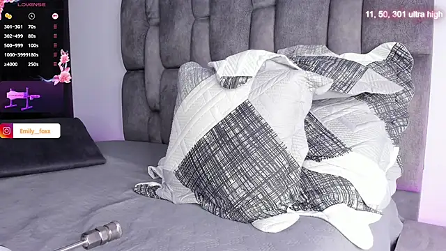 emily fox1 online show from 5, 2, 2026