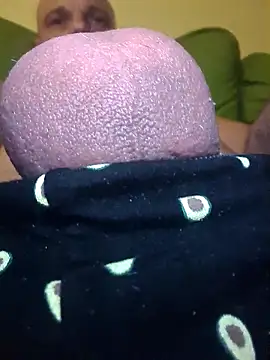 Ladyshaker82 online show from 10, 4, 2026