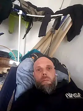 Ladyshaker82 online show from 26, 2, 2025