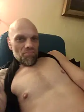 Ladyshaker82 online show from 2, 3, 2026