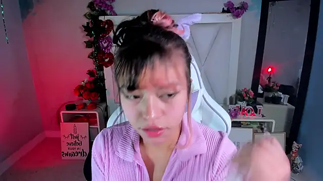 Snapshot of katalina_garcia chatting on 5, 11, 2025 katalina garcia online show from 5, 11, 2025